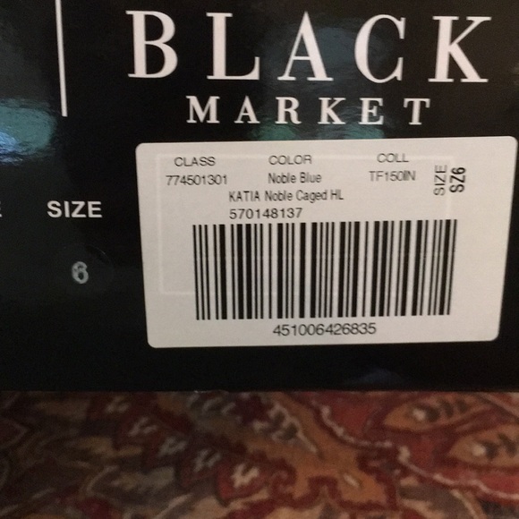 WHBM Peacock Blue zip up Cage Heel Size 6 - Picture 8 of 8